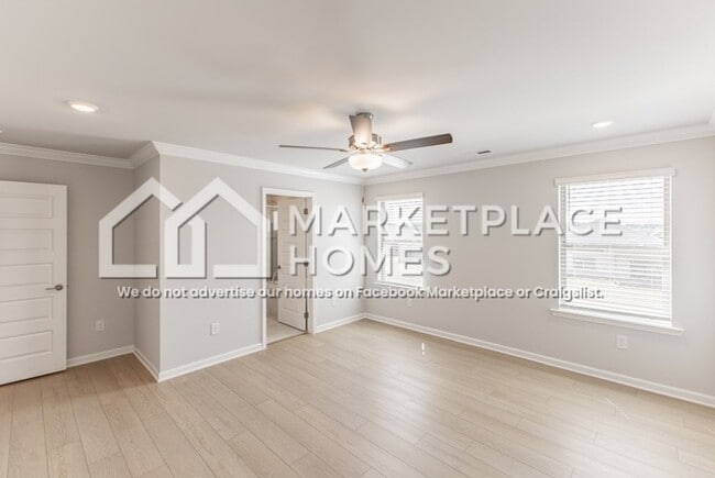 Building Photo - 212 Stockyard Cir