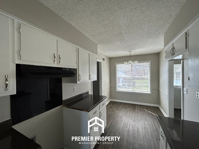 Building Photo - Spacious 3BR/2BA Home in Walls, MS | Brick Fireplace & Large Fenced Backyard