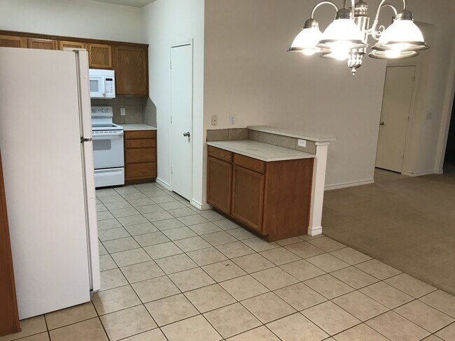 Building Photo - Duplex