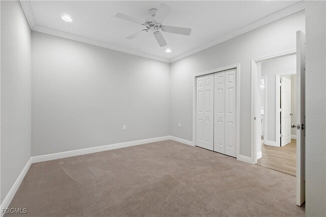 Building Photo - 10392 Autumn Breeze Dr