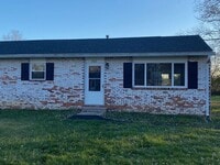 Building Photo - Welcome to this charming 2-bedroom, 1-bathroom ranch style home located in Springfield, OH+