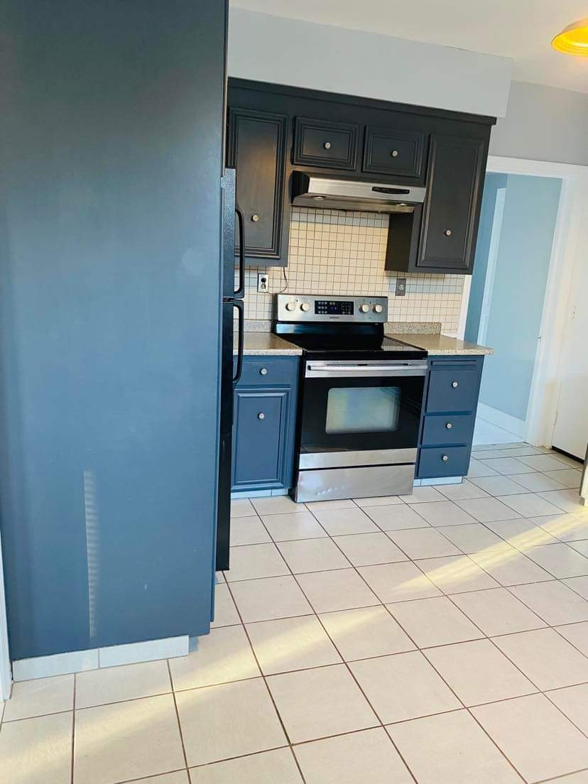 Building Photo - 620 High St