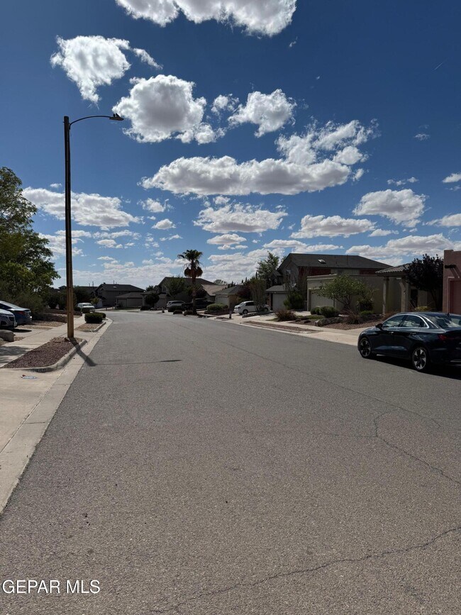 Building Photo - 6340 Casper Ridge Dr