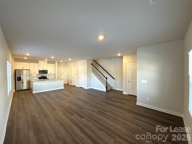 Building Photo - 125 Utility Ln