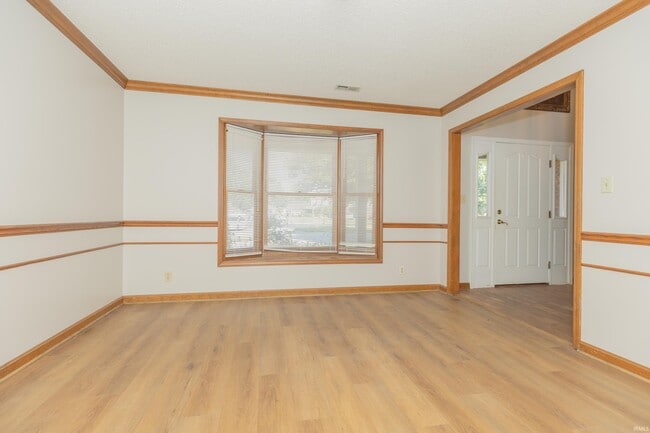Building Photo - 2939 Woodside Ct