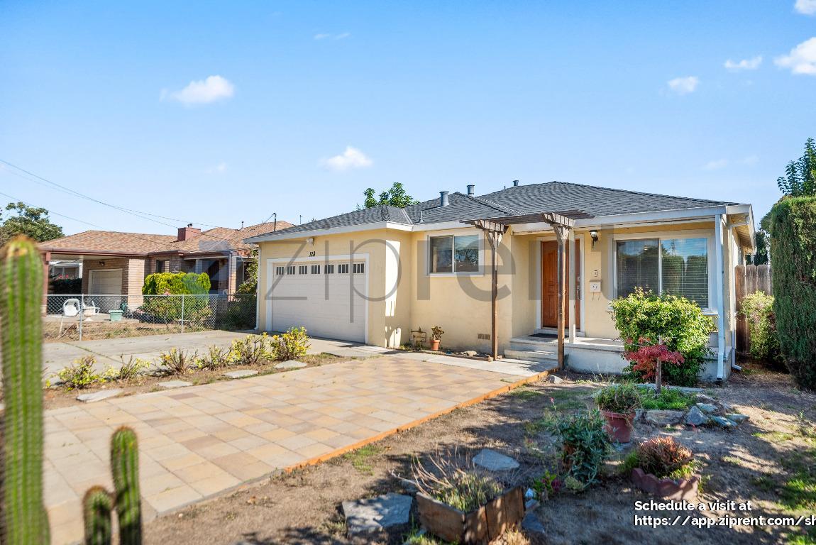 Building Photo - 128 Azalia Dr