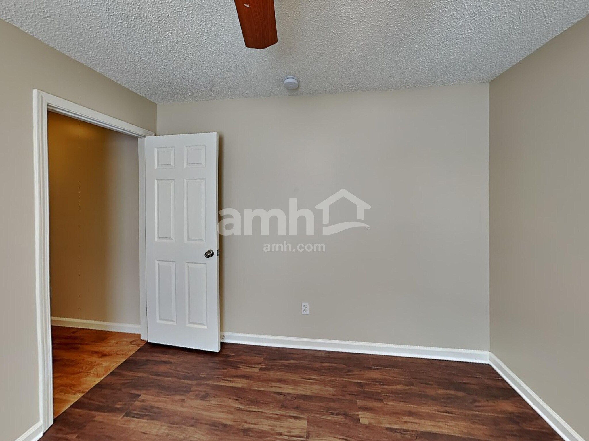 Building Photo - 3139 Wavering Ln