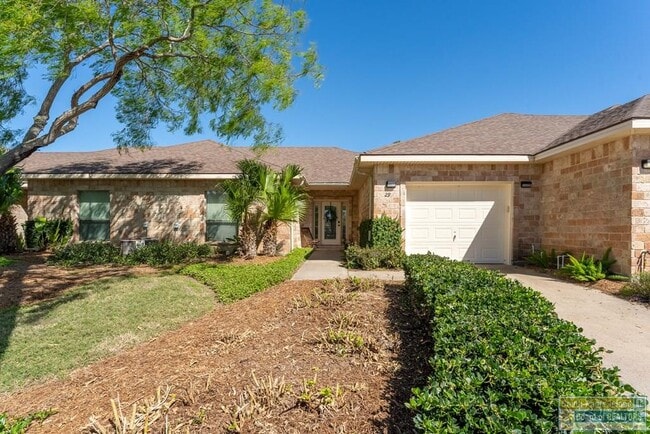 Building Photo - 29 Torrey Pines Dr