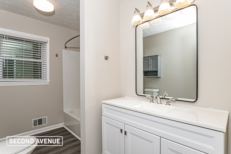 Building Photo - 958 Ellison Ct