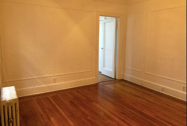 Building Photo - 2143 29th St