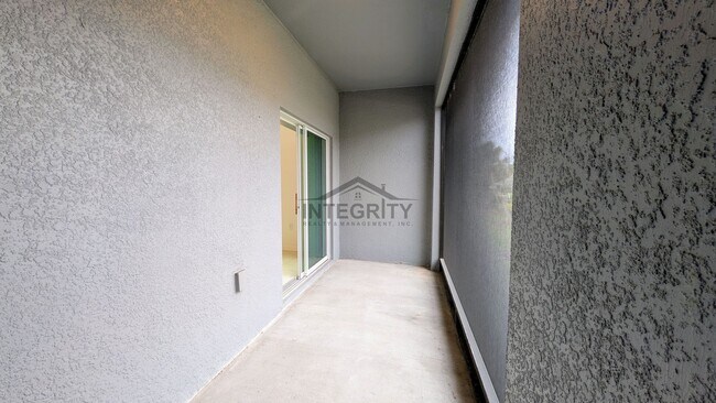 Building Photo - 6049 Shiner St