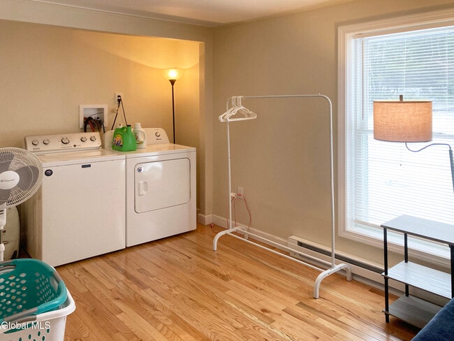 Building Photo - 157 Louden Rd