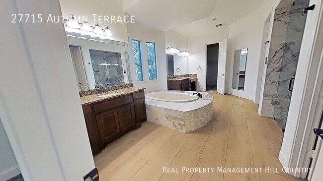 Building Photo - 27715 Autumn Terrace