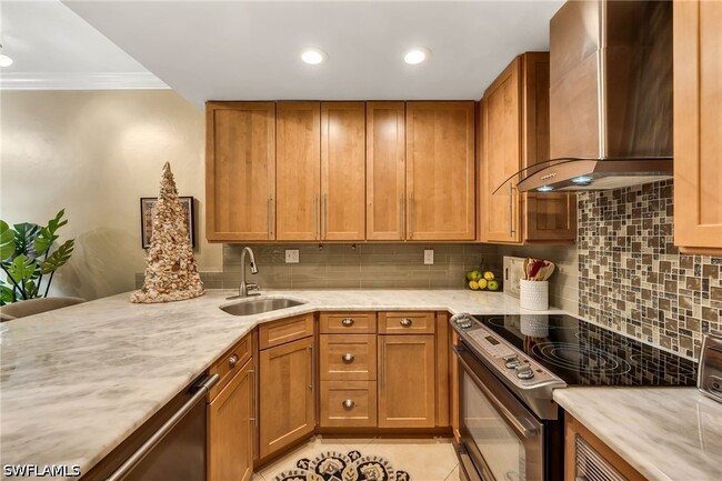 Building Photo - 3310 Europa Dr