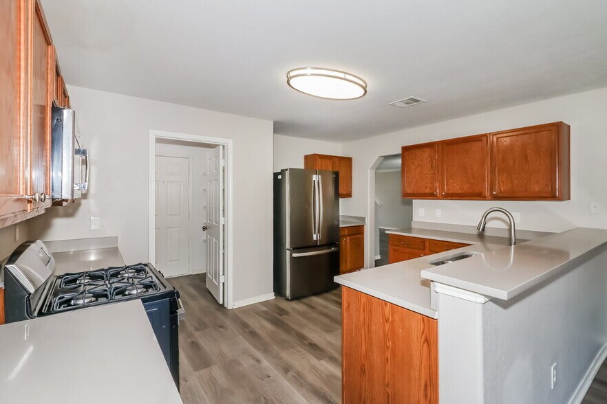 Building Photo - 1134 Desert Oasis Ln