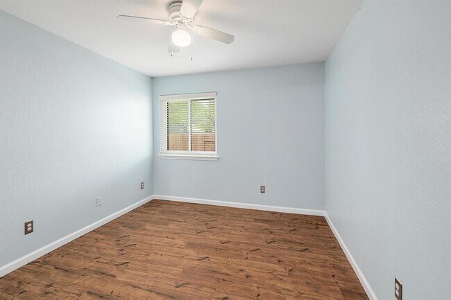 Building Photo - 606 Horizon Trail