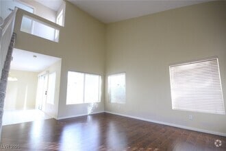 Building Photo - 3440 Middle View Dr