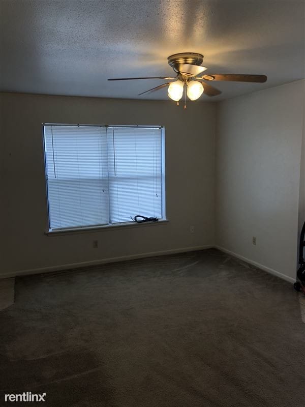 Building Photo - 2 br, 1.5 bath 4plex - 2815 Longmire Dr 28...