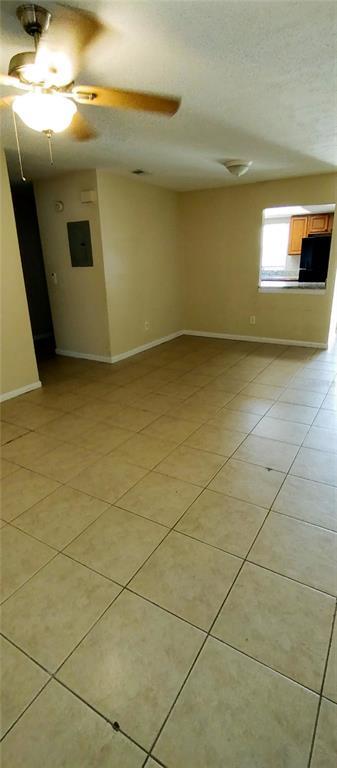 Building Photo - 9525 Lake Park Dr