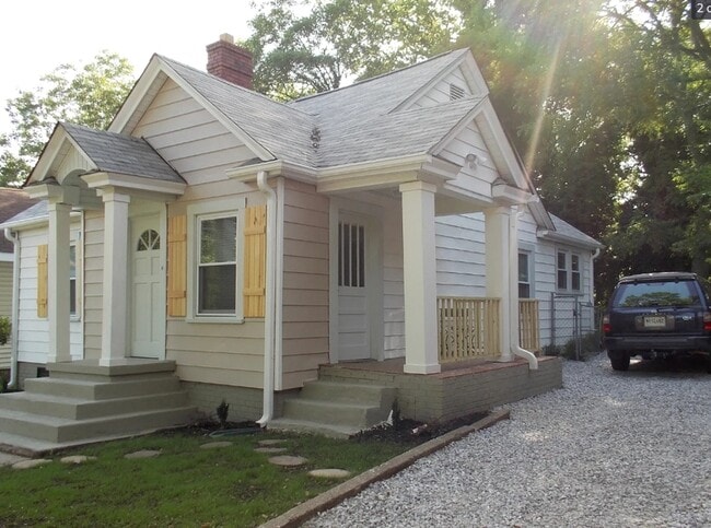 Building Photo - 504 Green Ave