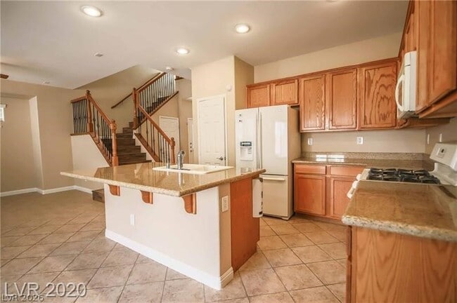 Building Photo - 9242 Grassy Weep Ct