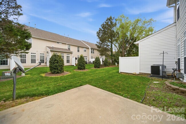 Building Photo - 514 Turning Leaf Way