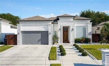 Building Photo - 3904 Wisteria Ave
