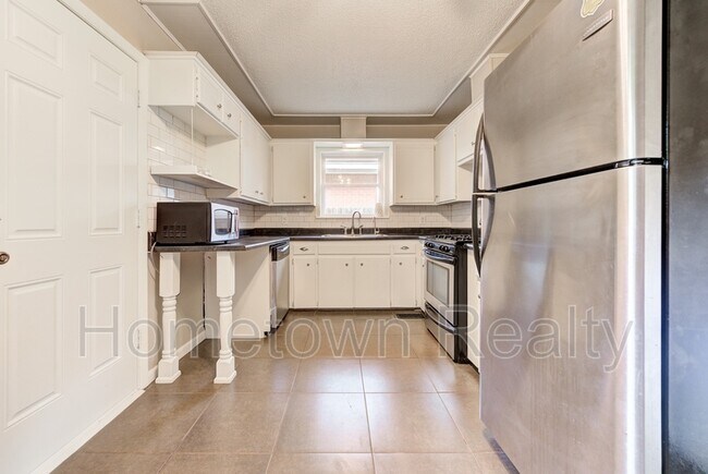 Building Photo - 2622 NW 42nd St