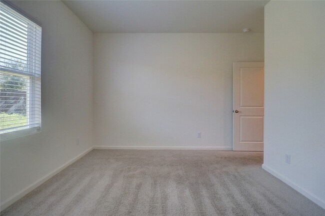 Building Photo - 613 Colgate Cir