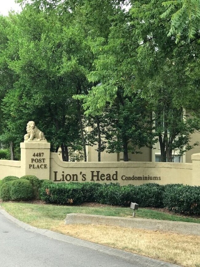 Building Photo - Charming Move-In Ready 1BR/1BA Condo in West Nashville – Lion’s Head Community