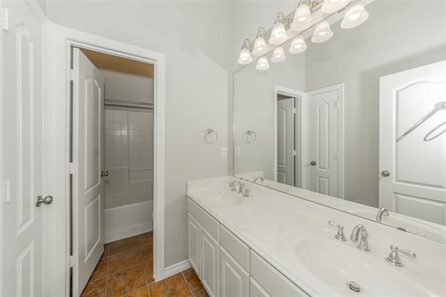 Building Photo - 5725 Eldon Martin St