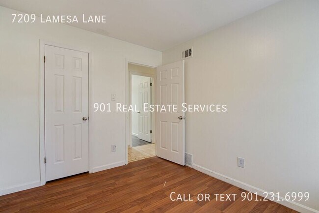 Building Photo - 7209 Lamesa Ln