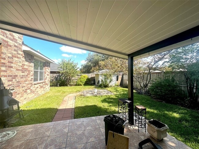 Building Photo - 19723 Diamond Hills Ln