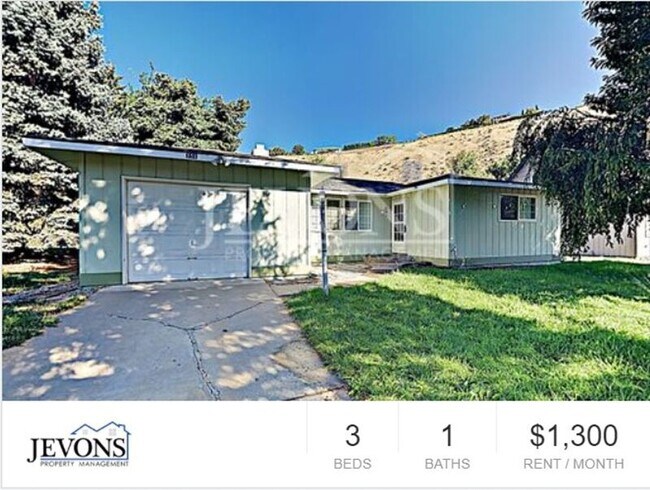 Primary Photo - 151 Vista Ln