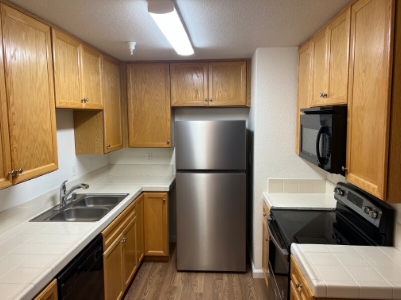 Building Photo - 7283 Florin Mall Dr