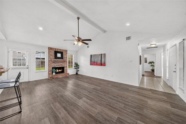 Building Photo - 18706 Clover Glen Ln