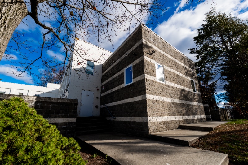 Building Photo - 19 Academy Dr