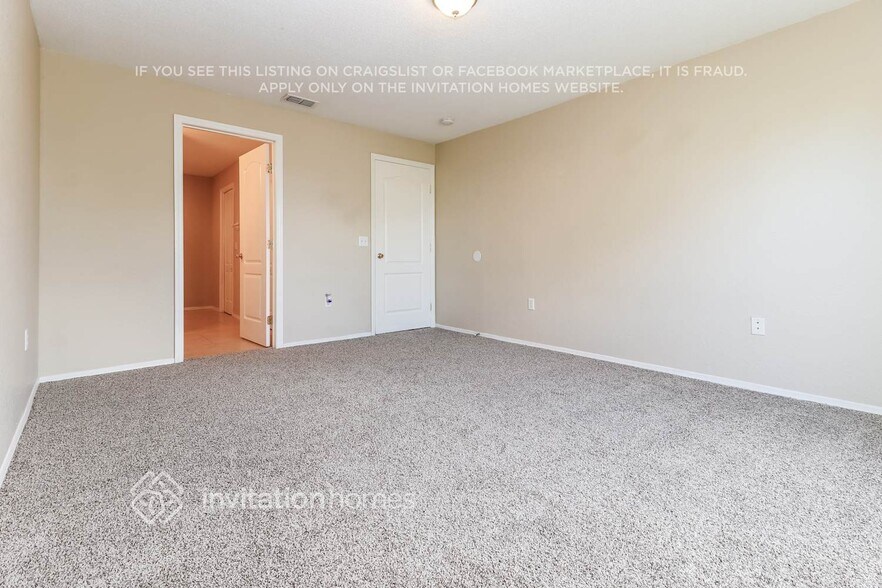 Building Photo - 3023 Wentworth Pl