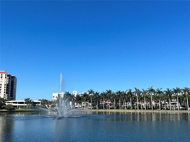 Building Photo - 6100 Bahia Del Mar Cir