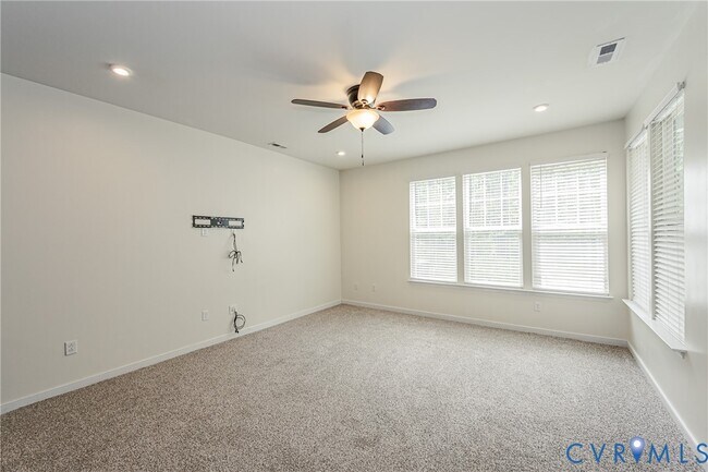 Building Photo - 18353 Palisades Ct