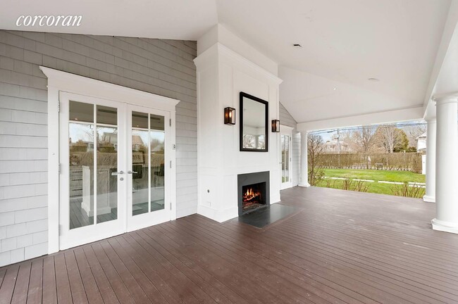 Building Photo - 111 Buell Ln
