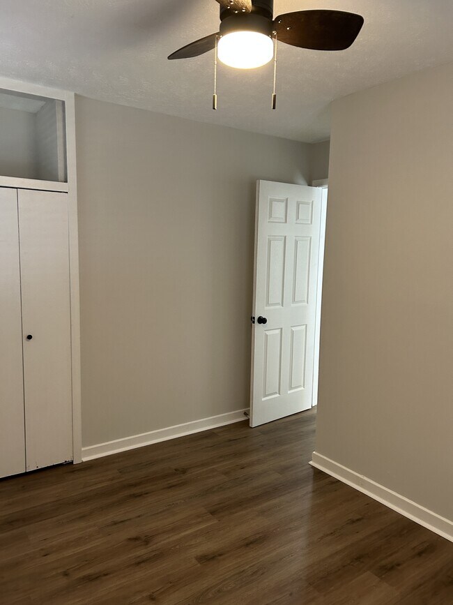 Building Photo - 702 62nd Ave N