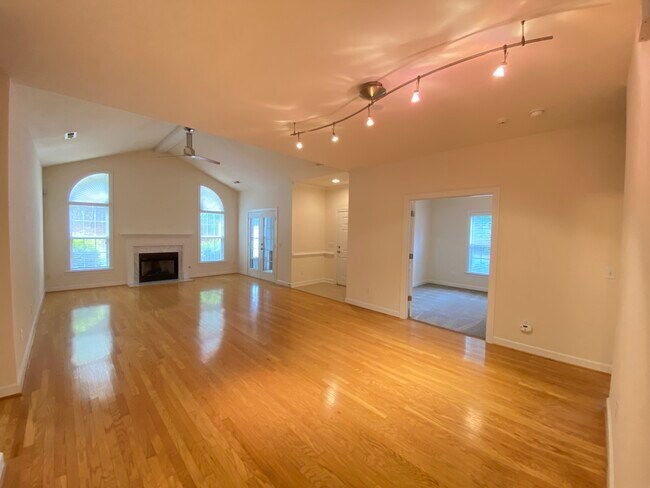 Building Photo - 4700 Ludwell Branch Ct