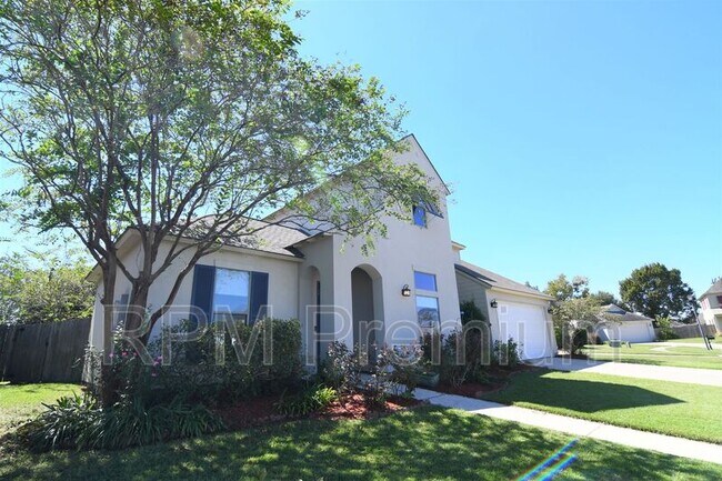 Building Photo - 2582 Boudreaux Ave