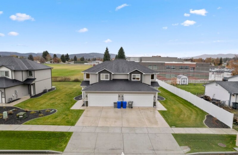 Building Photo - 14302 E 13th Ave