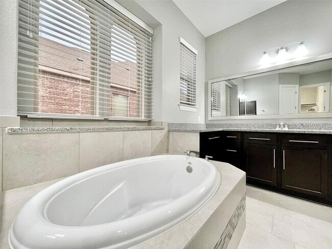 Building Photo - 3809 Mineral Dr