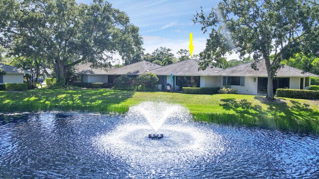 Primary Photo - 909 Club Dr