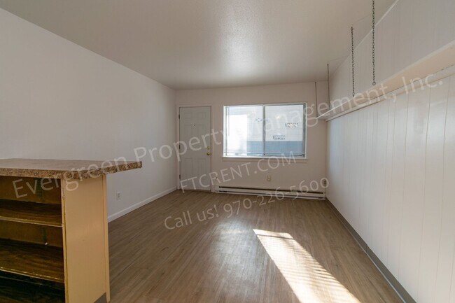 Building Photo - 500 Laporte Ave