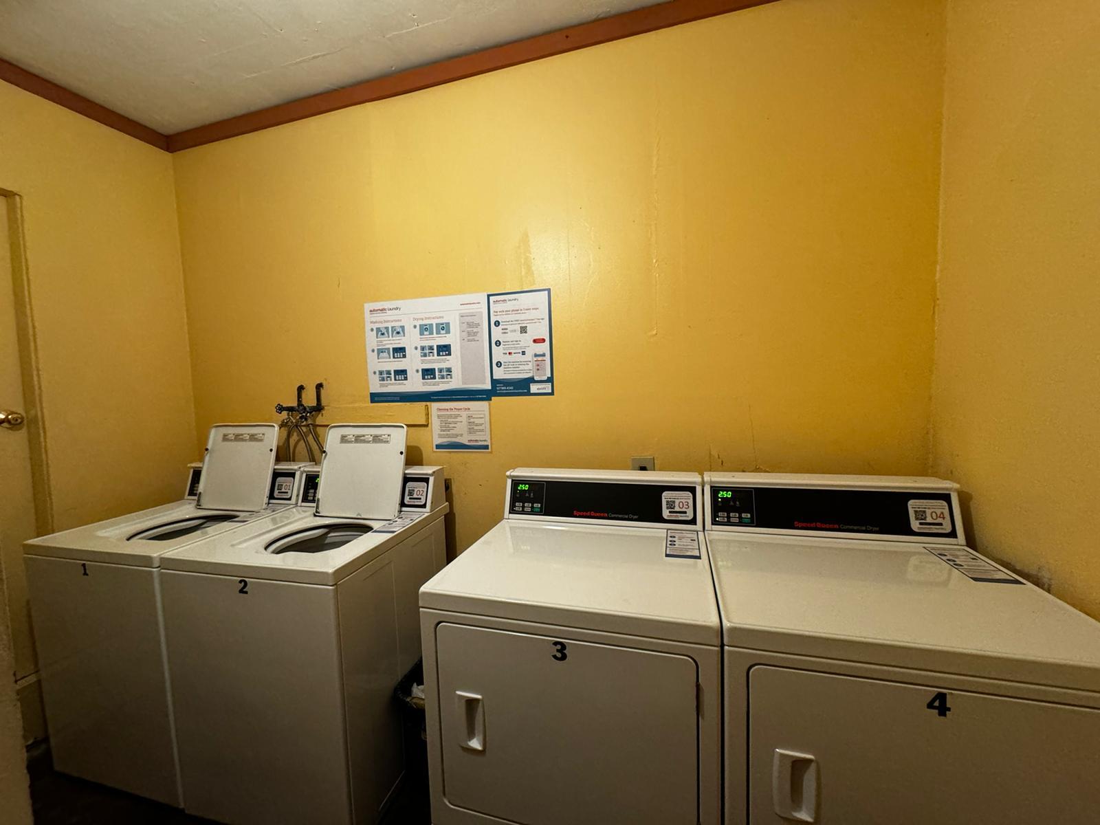 Building Photo - 11 Gorham St