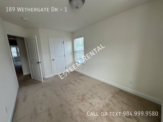 Building Photo - 189 Wethergate Dr